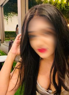 Genuine meet and cam service avl now🟢 - puta in Hyderabad Photo 6 of 7