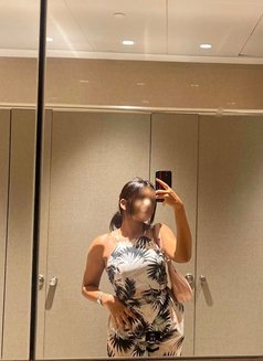 Genuine meet and cam service avl now🟢 - puta in Hyderabad Photo 4 of 7