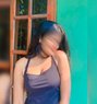 Genuine meet and cam service avl now🟢 - puta in Hyderabad Photo 2 of 7