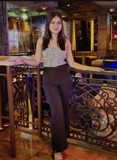 Genuine Models Ahmedabad, Real Meet - puta in Ahmedabad Photo 1 of 2