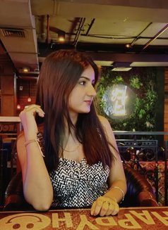 Genuine Models Ahmedabad, Real Meet - puta in Ahmedabad Photo 2 of 2