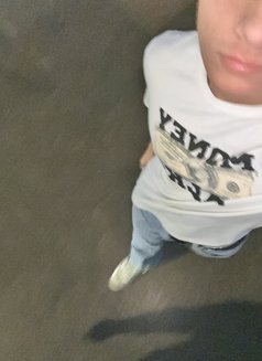 Athletic guy - Male escort in New Delhi Photo 11 of 12