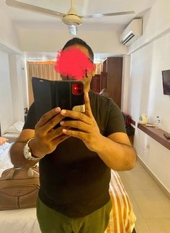 Massage Service For Ladies & Couples! - Male escort in Colombo Photo 2 of 2