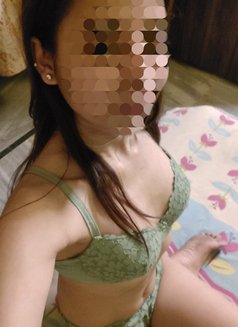 GENUINE 🧩REAL MEET & CAM SERVICE - puta in Kolkata Photo 2 of 10