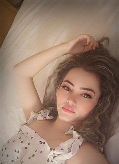 Genuine Russian Escort Agency - puta in Gurgaon Photo 4 of 5