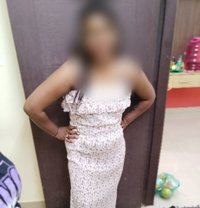 Somya cam nd meet GFE - escort in Bangalore