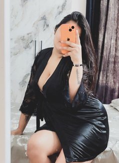 Genuine Session Only - Transsexual escort in Pune Photo 1 of 3