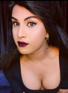 Genuine Shemale Service - Transsexual escort in Hyderabad Photo 1 of 11