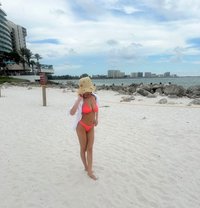 George - escort in Fujairah
