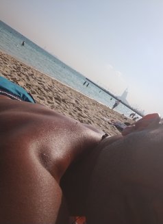 George - masseur in Dubai Photo 9 of 10
