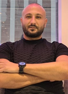 George - Male escort in Dubai Photo 2 of 12
