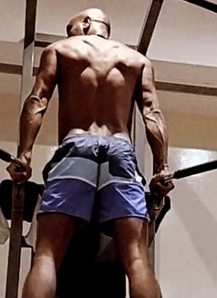 George - Male escort in Dubai Photo 6 of 12