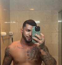 George Xxl - Male escort in Dubai