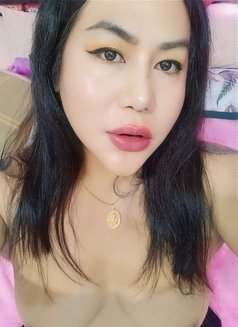 Georgia From the Philippines - Transsexual escort in Muscat Photo 1 of 11