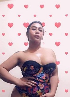 Georgia From the Philippines - Acompañantes transexual in Muscat Photo 19 of 20