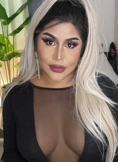 Georgia From the Philippines - Acompañantes transexual in Muscat Photo 26 of 29
