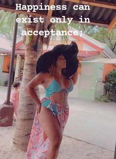 Georgia Gorgeous - Transsexual escort in Muscat Photo 30 of 30