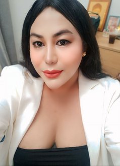 Georgia Gorgeous - Transsexual escort in Muscat Photo 30 of 30