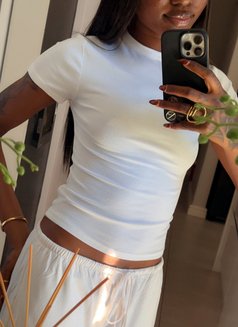 Georgia - escort in Cape Town Photo 5 of 6