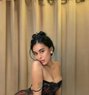 Georgina - escort in Abu Dhabi Photo 7 of 8