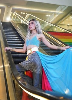 Georgina West - Transsexual escort in Manila Photo 8 of 14