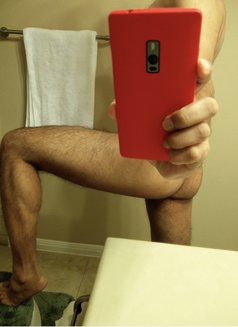 Gerald - Male escort in Mumbai Photo 1 of 1