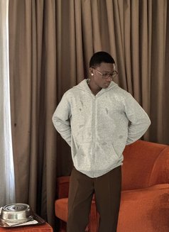 Gerald - Acompañantes masculino in Lusaka Photo 1 of 2