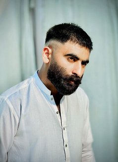 Geralt - Male escort in Doha Photo 2 of 2