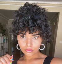 Young and Beatiful - escort in İstanbul