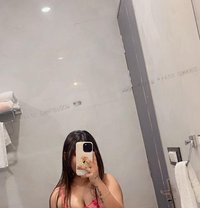 Get Dirty With Alone Housewife - puta in Hyderabad Photo 1 of 1