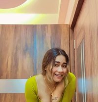 GET HI PROFILE TAMIL NORTH AND RUSSIAN - puta in Chennai