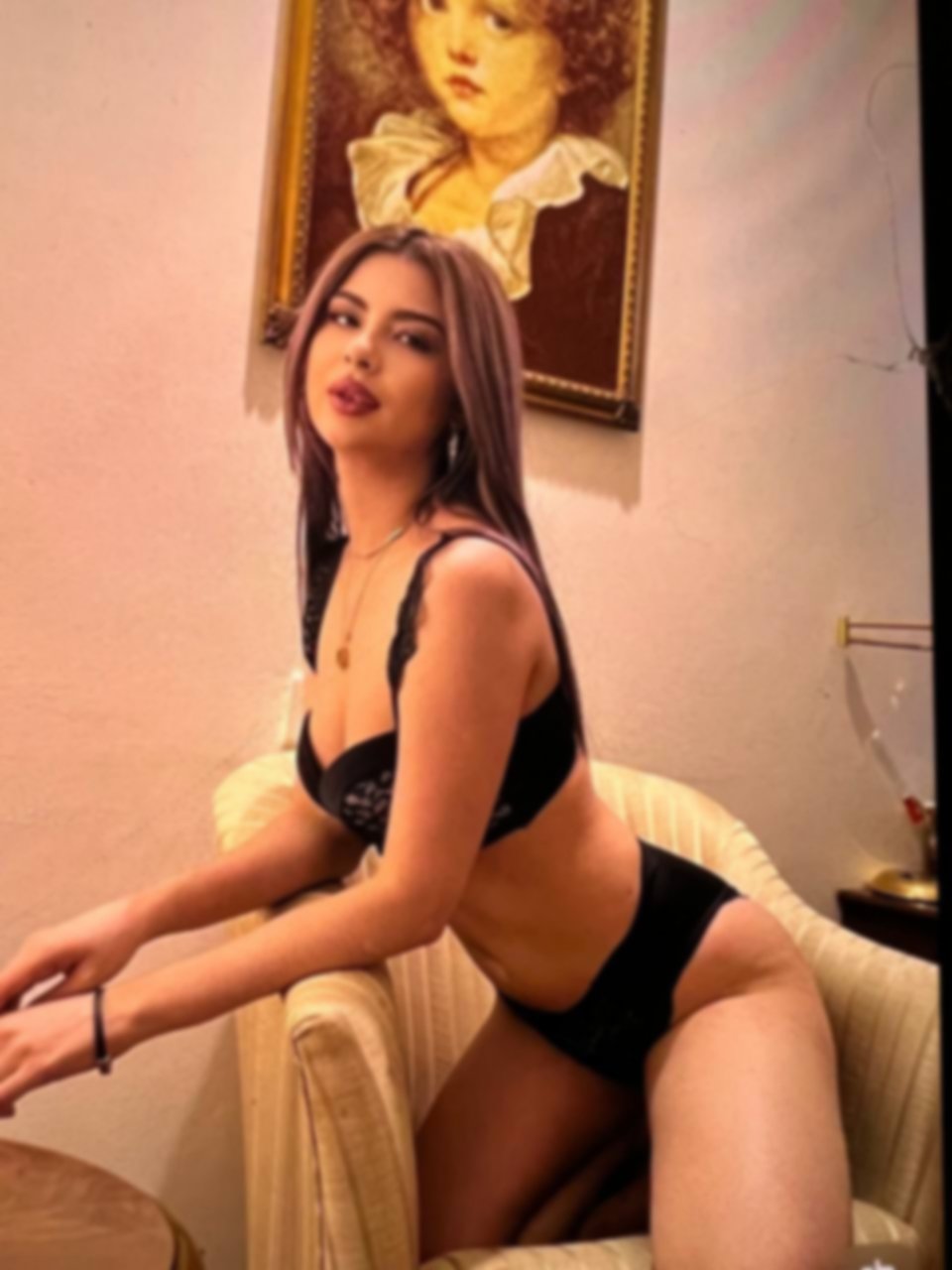 Get Mesmerized With Sexy Russian Girl, Russian escort in New Delhi photo picture