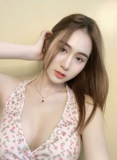 Geya Available - puta in Jakarta Photo 2 of 6