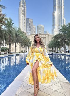 GFE Ava Green 🇬🇧 20-24 July - puta in New Delhi Photo 10 of 23