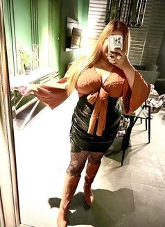 GFE Companion fetish kinks & Sells Video - escort in Manila Photo 23 of 28