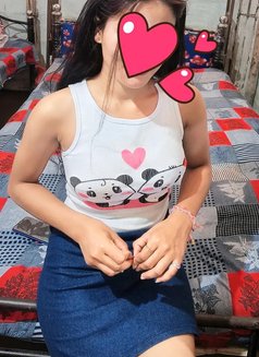 Gfe Datting Meet & Web Cam - puta in Noida Photo 1 of 3