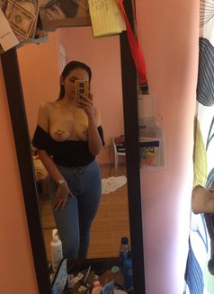 Gfe Escort (Massage) Content or Camshow - escort in Manila Photo 2 of 4