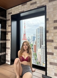 W I L D JESSICA - puta in Tokyo Photo 3 of 30