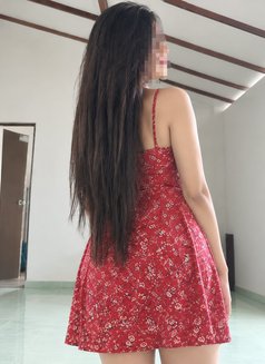 naturally busty beauty at your service - puta in Colombo Photo 4 of 6