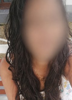 GFE,Modeling girl younger - escort in Colombo Photo 3 of 5
