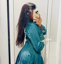 GFE Oshadi Fernando. - puta in Colombo