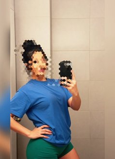 GFE Oshadi Fernando. - escort in Colombo Photo 10 of 16