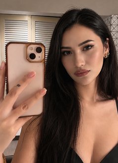 Gfe party, Atasha - escort in Hong Kong Photo 6 of 8