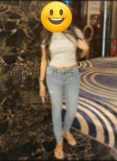 Alone girl here..(real meet)(no broker)( - puta in Kolkata Photo 2 of 5