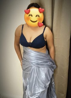 HARYANVI ANAL QUEEN - puta in New Delhi Photo 14 of 16