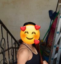 Independent house wife cam/meet - escort in New Delhi