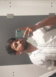 Ghar Ka Enginer Bull - Male adult performer in Ahmedabad Photo 1 of 1