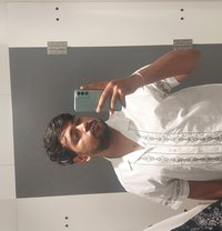 Ghar Ka Enginer Bull - Male adult performer in Ahmedabad