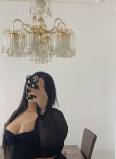 Ghazal - Transsexual escort in Amman Photo 3 of 4