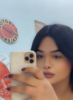 Ghazal - Transsexual escort in Riyadh Photo 11 of 12